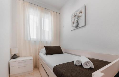 Apartments by the sea Molat - 18433 - Photo 8