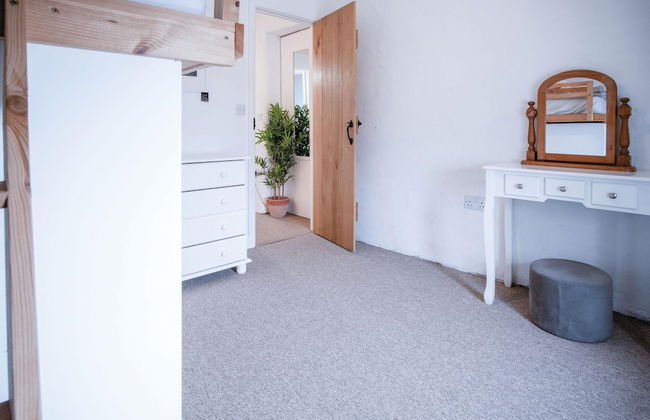 Yellow Cottage - 2 Bedroom Cottage - Dale - Foto 23