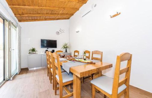 4 Bedroom Pet Friendly Home In Drnis - Foto 21