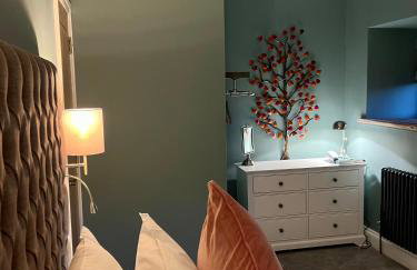 High Street Apartment - Photo 17