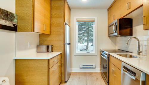 Less Than half Mi to Downtown Quiet Northfield Apartment - Photo 3