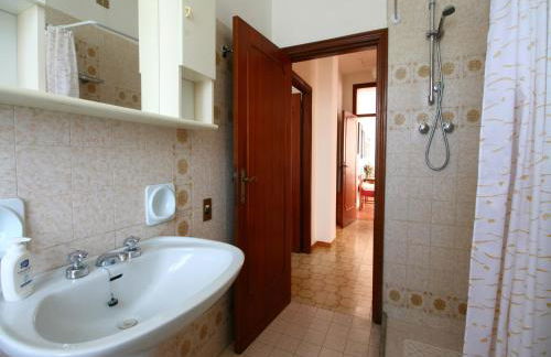 Holiday Home in Magione Above Lake Trasimeno - Foto 45