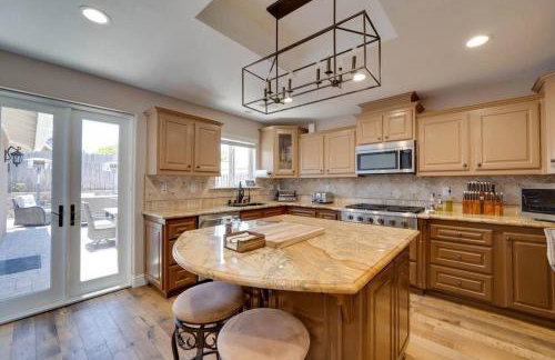 Hillside view with hot tub! - Foto 51