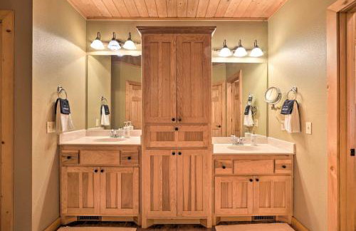 Country Cabin with Wraparound Deck and Views! - Foto 17