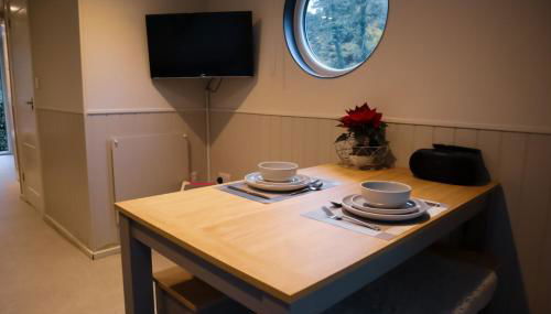 Lady Florence, Spring Unique River Boat with Castle Views - Foto 5