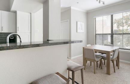 Landing Stylish 2BD Pool Gym - Foto 28