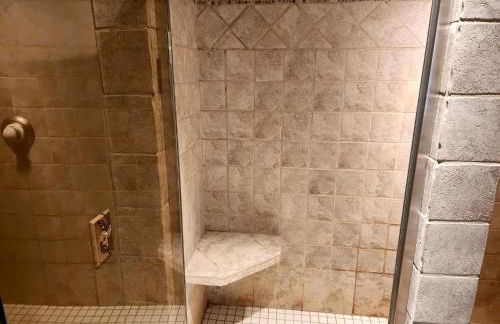 River Bend Escape by Leavetown Vacations - Foto 17