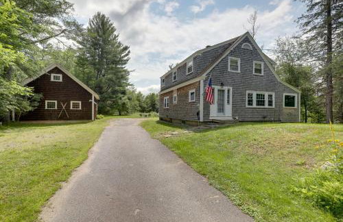 Franconia Escape on Half Acre w/ Fire Pit & Deck! - Foto 24