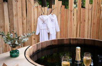 Bain de forêt - Lodges Cosy & Spa - Foto 8