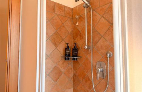 RESIDENZA I GIRASOLI - Spacious private house near the sea, quiet residential area - Lido dei Pini ANZIO - Photo 21