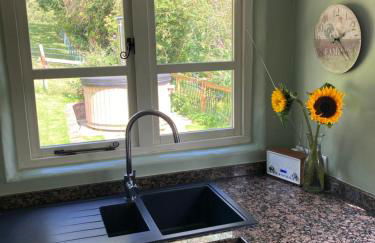 Riverside Cottage - Photo 16