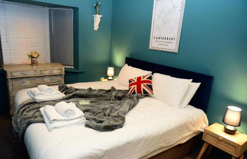 5 Bedroom House - DISC0UNTS - Parking, Contractors, Group, Family - Foto 36