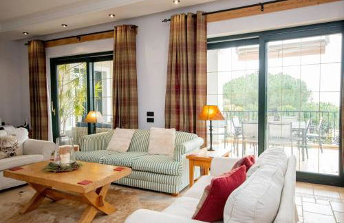 Impressive VILLA Dazura in Valtocado MIJAS - Photo 6