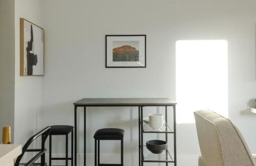 Modern Casita,Spa,Pool 10 Min to AZ Athletic Center - Photo 3