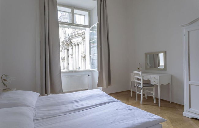 Golden Three Crowns - Foto 13