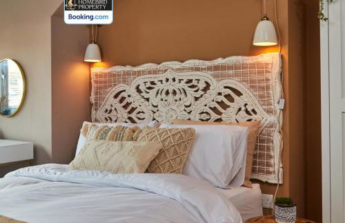 Beautiful 3BDR House By Homebird Property Management Short Lets & Serviced Accommodation Leeds With Free Parking & Free WiFi - Foto 16