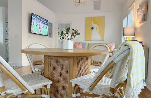 Sunny & Playful Carriage House in Downtown Savannah Stay Here and Walk Everywhere - Foto 18