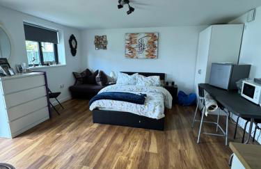 Cosy Garden Studio, close to Central and Wembley - Foto 9