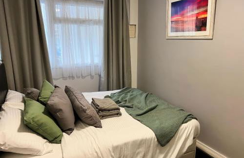 Beach Court Ground Floor - Cosy Apartment with Sea Views - Photo 9