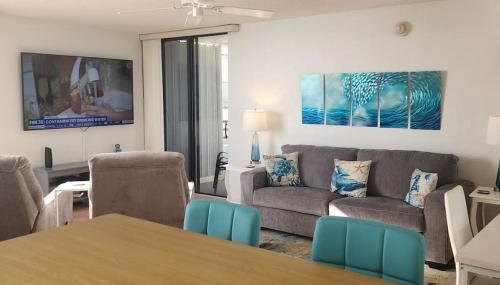 Coastline Penthouse Condo - Foto 4