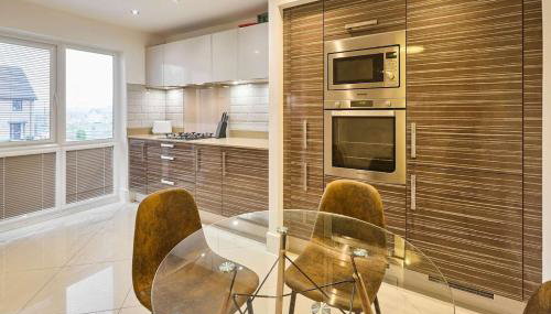 Modern Home with Garden, Corby - Foto 1