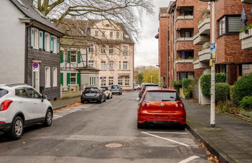 Zentrales City Apartment EDEN - 1 Min zum HBF - Ideal für Trips nach Köln, Düsseldorf, Wuppertal, Messe - Balkon, Küche, 2 Zimmer, Renoviert 2025 - Foto 7