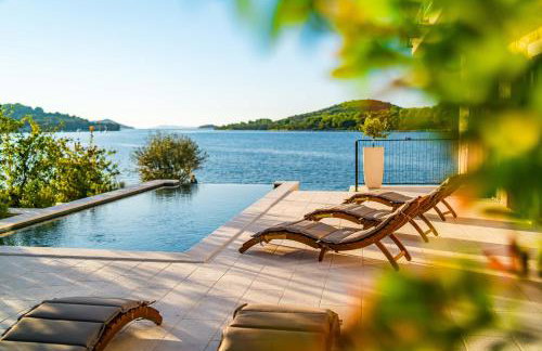 Seafront Villa Draga with heated infinity pool - Foto 37