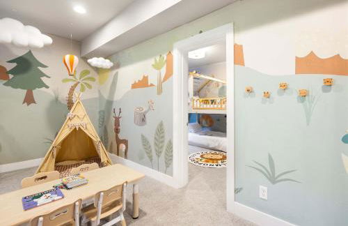 Modern Kirkland 4BR Family Oasis Kids Paradise - Photo 72