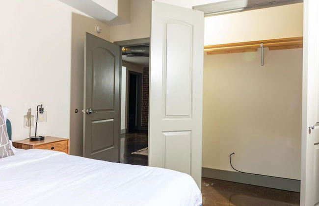 Luxury 2 BR Apartment With Modern Accents Downtown - Foto 17