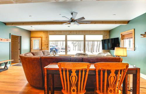 Private Dock, BBQ Ready Lakefront Fifield Home! - Foto 7