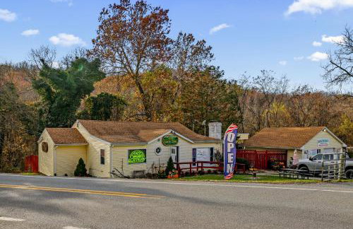 Stone Cabin on Valley View - Firepit & Hot Tub - Foto 54