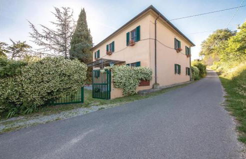 Cozy Home In Crespina Pi With Sauna - Foto 20