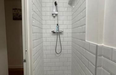 Charming 2 Bedroom Apartment in Central London - Foto 23