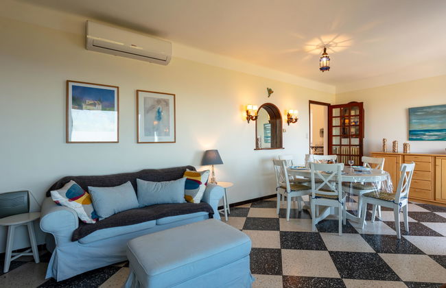 1 bedroom Apartment in Carqueiranne with terrace - Photo 4