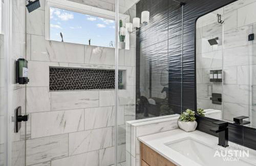 Pet Ok East ATX 2BR 2.5BA Pool, Game Room and Yard Nr Moody Ctr by Austin Vacay - Foto 29