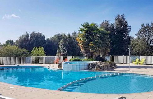 Pet Friendly Home In Saint-Savinien - Foto 9