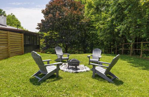 Mid-century Modern Impeccable Remodel with Hot Tub - Foto 29