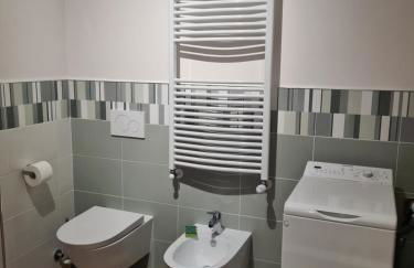 Appartamento luminosissimo in pieno centro - Photo 3