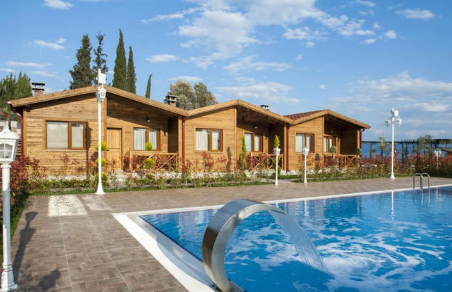 Luxurious Suits Surrounded by Nature With Jacuzzi Shared Pool in Bursa - Foto 5