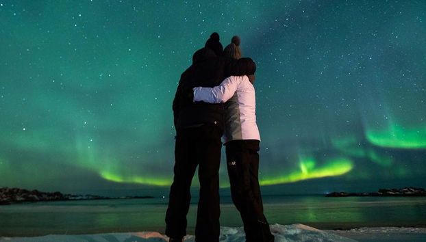 Caccia all'Aurora Boreale con un fotografo - Tour di mezza giornata per piccoli gruppi - Foto 4
