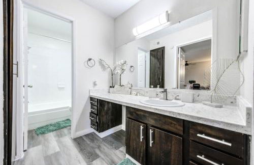 Bright & Stylish 1BR Free WiFi Free Parking - Foto 20