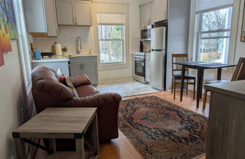 NEW! Renovated 2Br1Ba near NCSSM - Foto 1