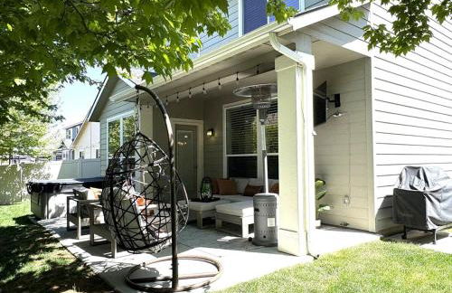 Hole in One Place with Hot Tub and Ping Pong - Foto 26