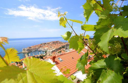 Exclusive Old Town and Sea View Apartments - Photo 8