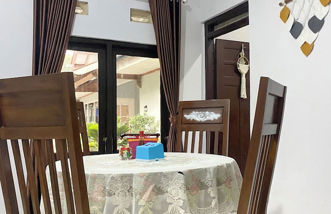 LieFly Prambanan Villa - Foto 19