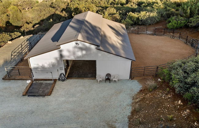 New Luxury Prescott Lynx B B 4k ft2 Sleeps 22 - Photo 74