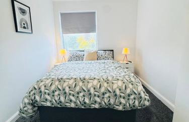 Swanky Dudley Retreat - Foto 3