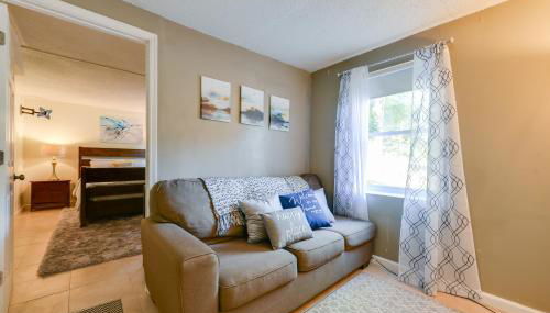 District Heights Apartment with Patio and Seating - Foto 4