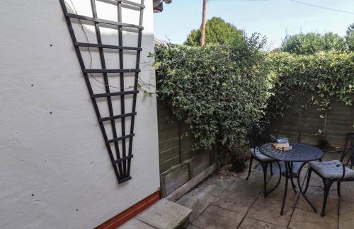 Woodbine Cottage - Photo 39