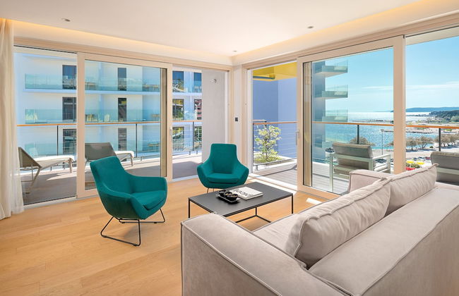 Amphora's Garden - Photo 26